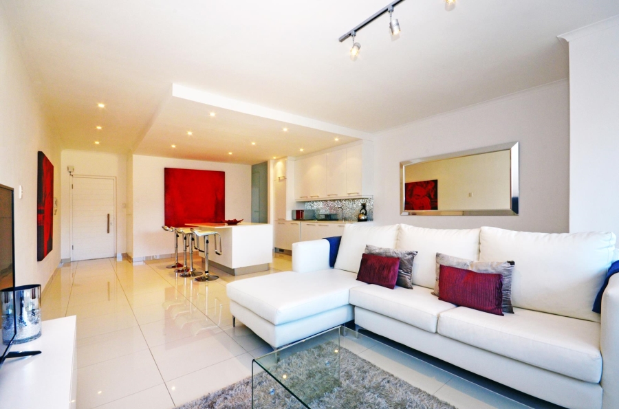 To Let 2 Bedroom Property for Rent in Sea Point Western Cape